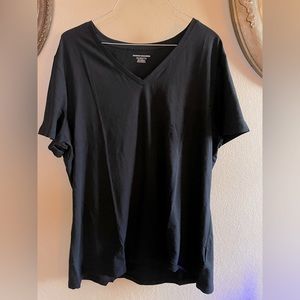 Amazon Essentials Black Tee in XXL ❤️